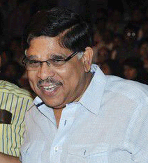 allu aravind,chirunjeevi,prp,chiranjeevi blood bank